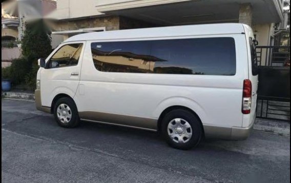 Sell White 2014 Toyota Hiace in Pasig