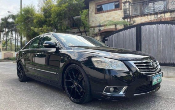 Selling Black Toyota Camry 2010 in Manila-5