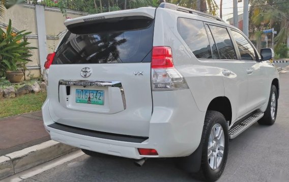Selling Pearl White Toyota Land cruiser prado 2012 in Manila-3