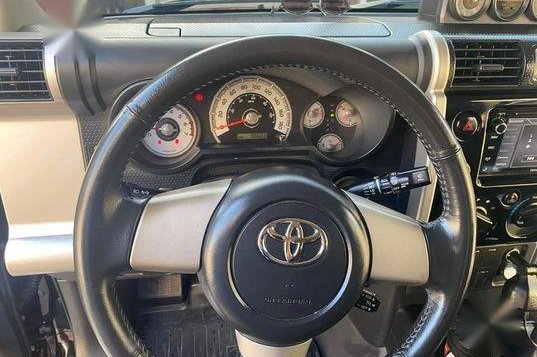 Black Toyota FJ Cruiser 2018 for sale in Pasay -8