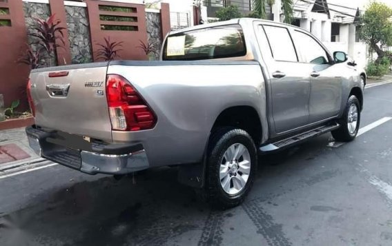 Grey Toyota Hilux 2016 for sale in Quezon City-5