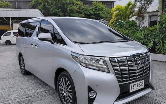 Sell Silver 2016 Toyota Alphard in Pasig
