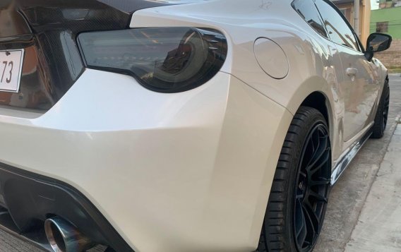 Pearl White Toyota 86 2013 for sale in Baliuag-3