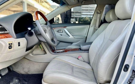 Silver Toyota Camry 2007 for sale in Makati-3
