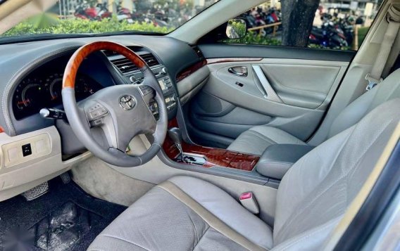 Silver Toyota Camry 2007 for sale in Makati-2