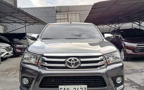 Selling Grey Toyota Hilux 2020 in Quezon City-4
