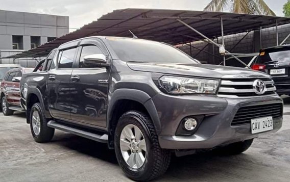 Selling Grey Toyota Hilux 2020 in Quezon City-1