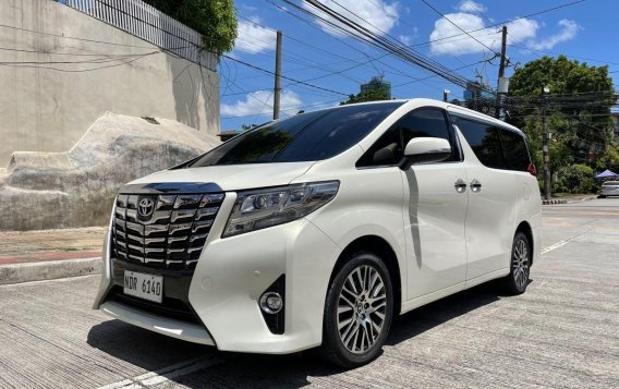 Selling Pearl White Toyota Alphard 2016 in Quezon City-2