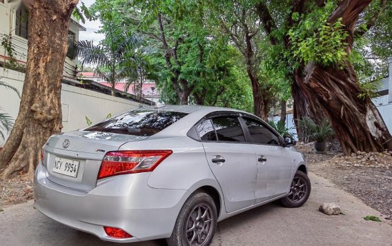 Silver Toyota Vios 2017 for sale in Makati-5