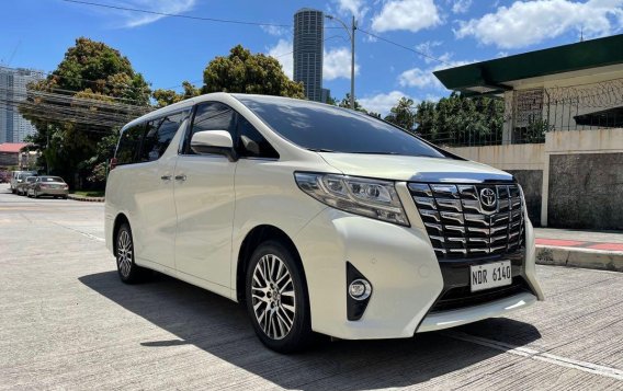 Selling Pearl White Toyota Alphard 2016 in Quezon City
