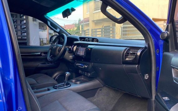 Blue Toyota Hilux 2019 for sale in Automatic-5