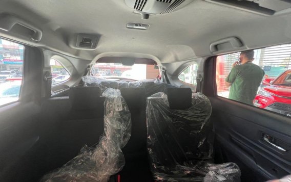 Red Toyota Avanza 2022 for sale in Manila-6