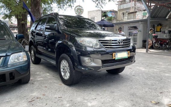 Selling Black Toyota Fortuner 2012 in San Juan-2