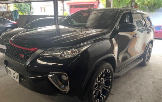 Selling Black Toyota Fortuner 2019 in Quezon -1