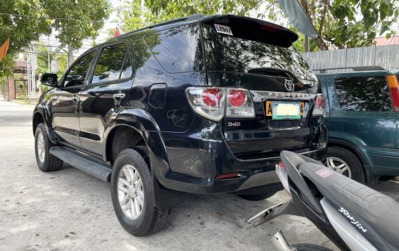 Selling Black Toyota Fortuner 2012 in San Juan-5