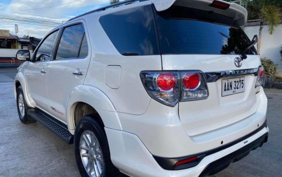 White Toyota Fortuner 2014 for sale in Quezon-4
