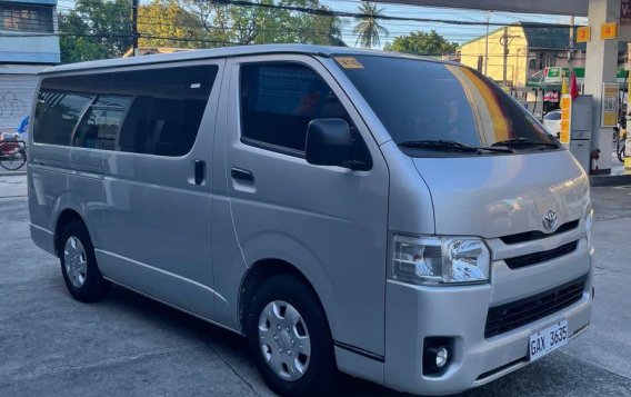Selling Silver Toyota Hiace 2019 in Quezon -1