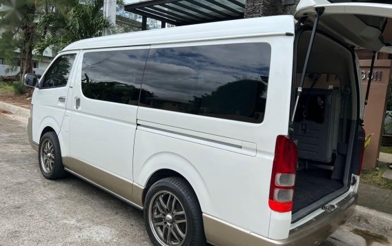 White Toyota Hiace Super Grandia 2010 for sale in Quezon -3