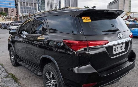 Selling Black Toyota Fortuner 2018 in Pasig-7