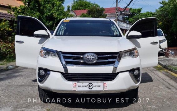 Selling White Toyota Fortuner 2019 in Las Piñas