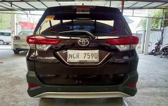 Selling Red Toyota Rush 2018 in Las Piñas-6