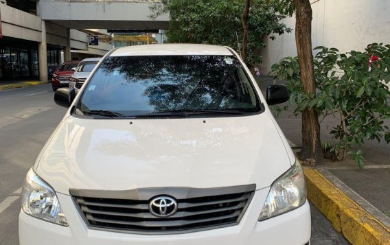 White Toyota Innova 2015 for sale in Kalibo-1