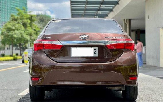 Selling Brown Toyota Corolla Altis 2015 in Manila-7