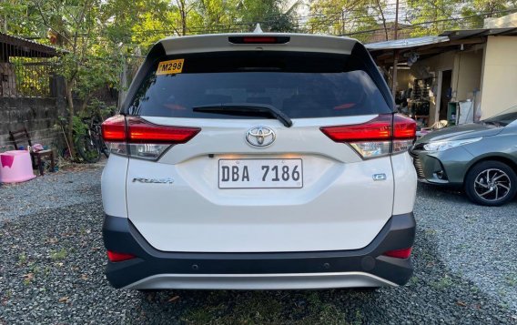 Sell White 2020 Toyota Rush in Quezon City-5