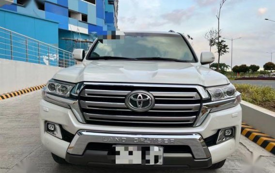 Sell Pearl White 2019 Toyota Land Cruiser in Manila