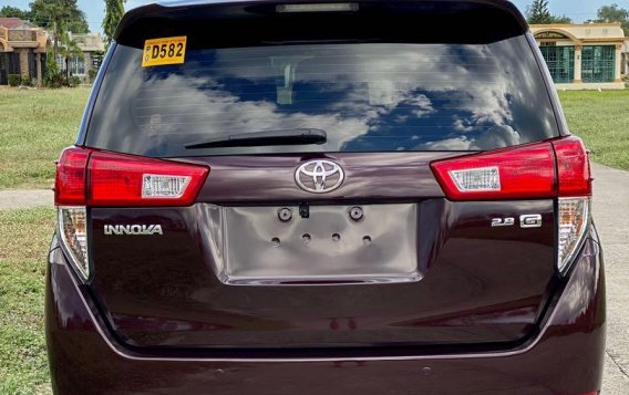 Red Toyota Innova 2019 for sale in Balanga-3