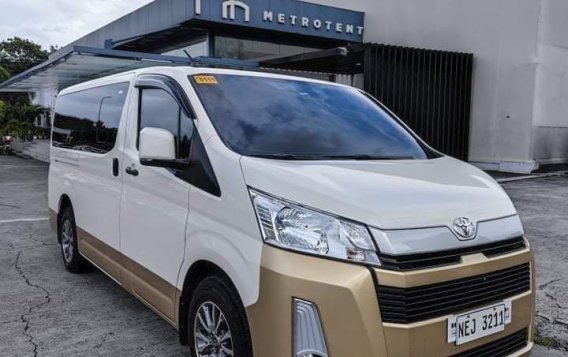Selling White Toyota Hiace 2019 in Pasig