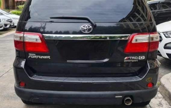 Selling Black Toyota Fortuner 2010 in Pasig-1