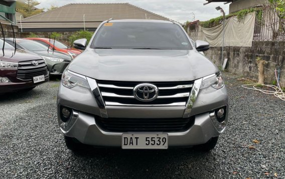 Selling Silver Toyota Fortuner 2020 in Quezon -1