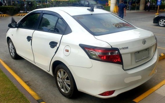 Pearl White Toyota Vios 2017 for sale in Quezon -6