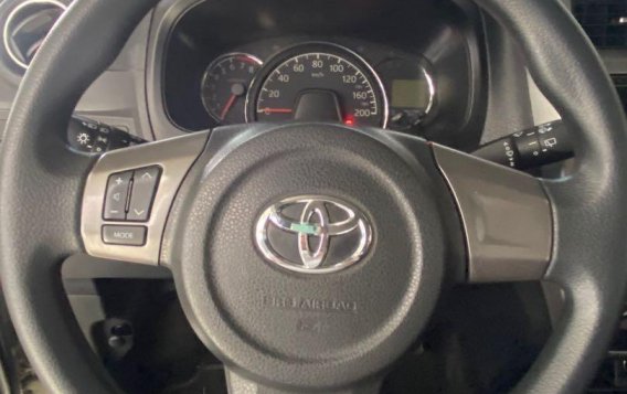 Selling White Toyota Wigo 2018 in Paniqui-2