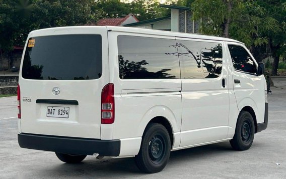 White Toyota Hiace 2021 for sale in Manual-4