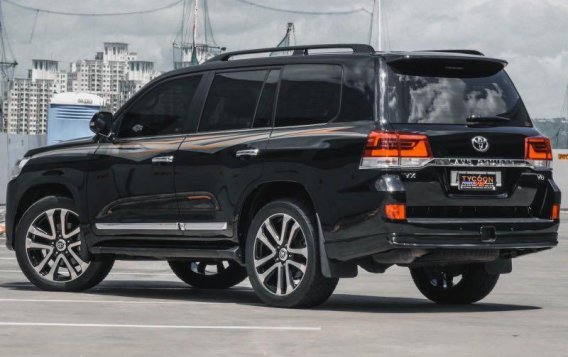 Black Toyota Land Cruiser 2018 for sale in Pasig-4