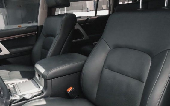 Black Toyota Land Cruiser 2018 for sale in Pasig-7