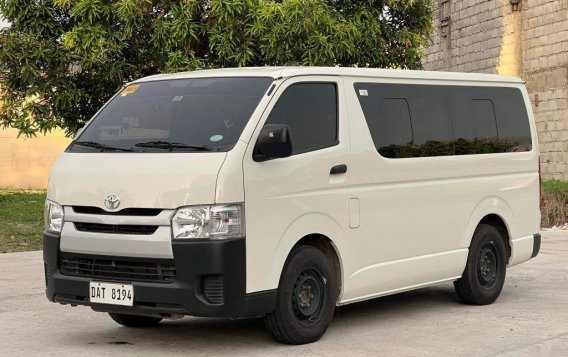 White Toyota Hiace 2021 for sale in Manual-2