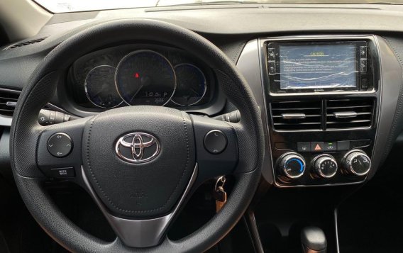 Selling Silver Toyota Vios 2021 in Parañaque-2