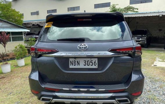 Silver Toyota Fortuner 2017 for sale in Manila-5