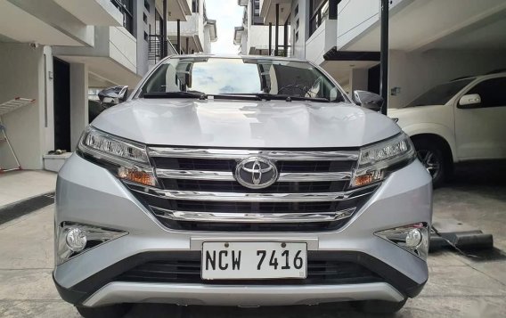 Selling Silver Toyota Rush 2018 in Quezon -5