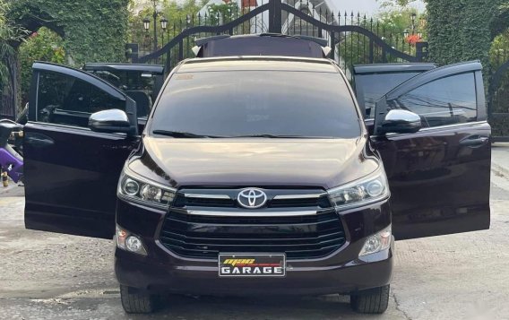 Selling Red Toyota Innova 2019 in Manila-1