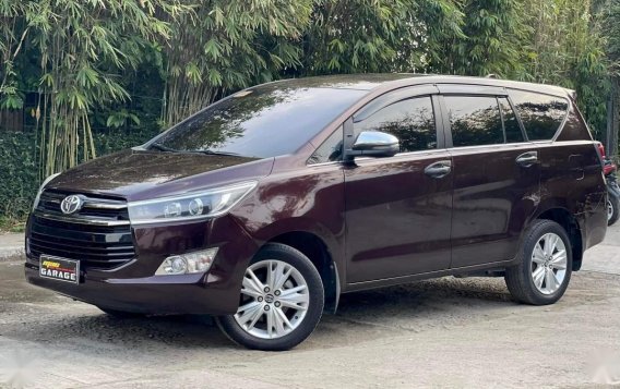 Selling Red Toyota Innova 2019 in Manila-9