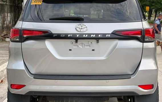 Silver Toyota Fortuner 2019 for sale in Manila-2