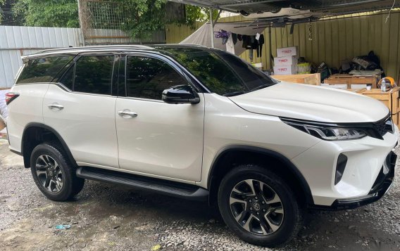 White Toyota Fortuner 2022 for sale in Makati-2