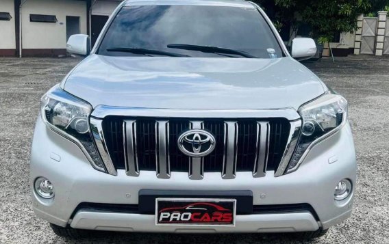 Pearl White Toyota Land Cruiser 2016 for sale in Manila-1