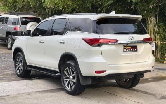 White Toyota Fortuner 2017 for sale in Quezon -3