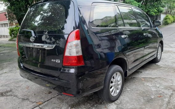 Black Toyota Innova 2013 for sale in Marikina-2