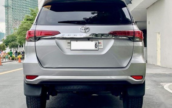 Silver Toyota Fortuner 2017 for sale in Makati-9